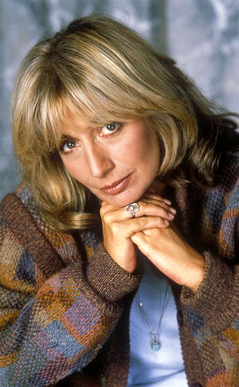penny marshall comes out.